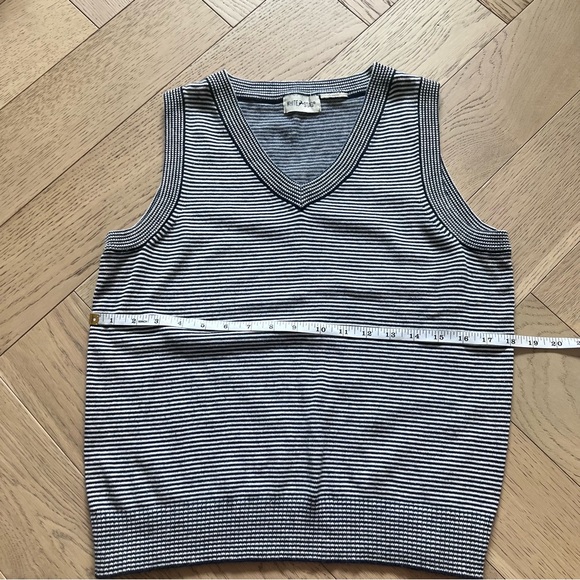 Vintage Navy Blue and White Sweater Vest - Picture 5 of 5